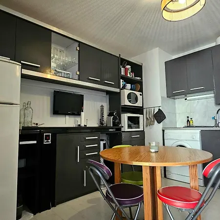 Cozy Beachside For 4 With Wifi In Cap D'agde Appartement