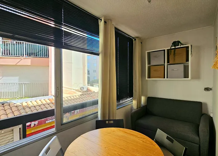 Cozy Beachside For 4 With Wifi In Cap D'agde Διαμέρισμα